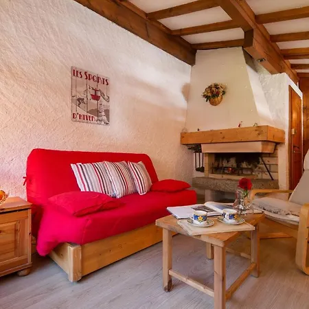 Les Chosalets Sleeps 3 Pool Appartement